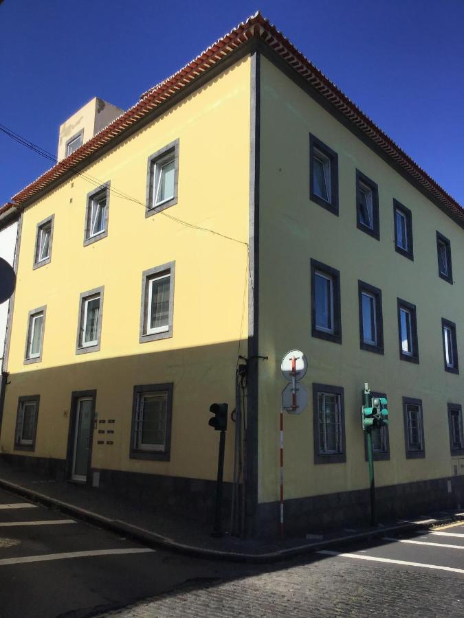 Yellow Flat One Azores Πόντα Ντελγκάντα Εξωτερικό φωτογραφία